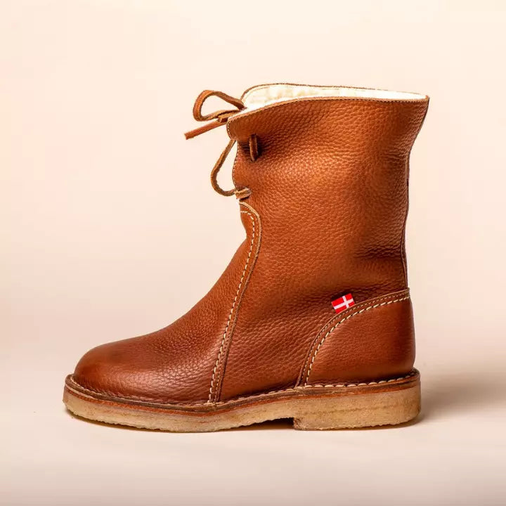 Bota Tink Comfort - Tendência 2024