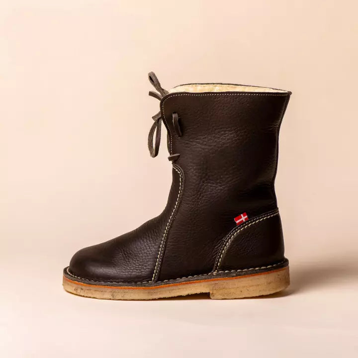 Bota Tink Comfort - Tendência 2024